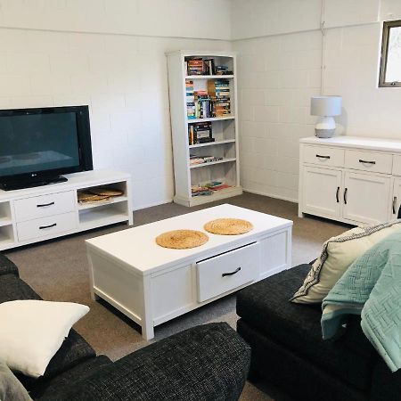 Waikaraka Beach, Spacious & Very Comfortable Whangarei Heads ภายนอก รูปภาพ